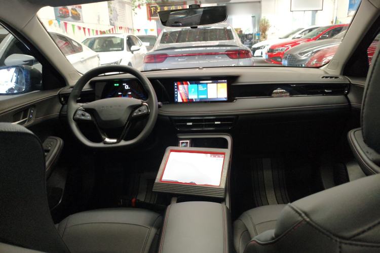 Used Roewe i5 2024 1.5L CVT Luxury Edition
