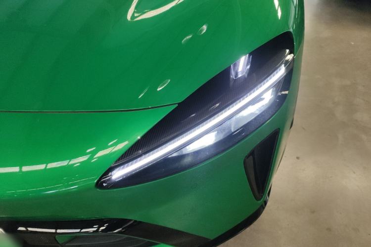 Used  YU7 2025 Ultra-Long Range High-Performance All-Wheel-Drive Max Edition