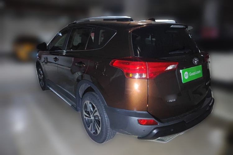 Used Toyota RAV4 2015 2.0L CVT Two-Wheel Drive Fashion Edition
