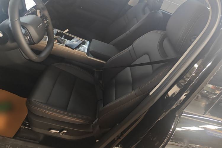 Used Haval DARGO 2026 Model 2.0T DCT Chinese Rural Dog Edition
