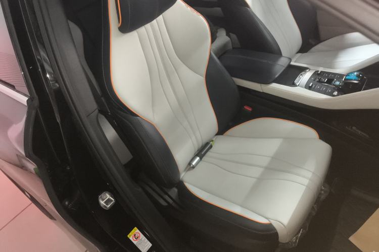 Used BYD Song PLUS New Energy 2021 DM-i 110KM Flagship Model
