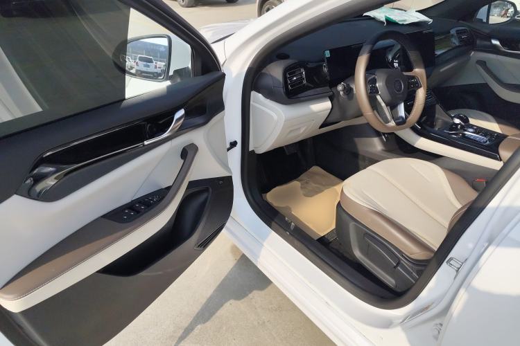 Used BYD Qin PLUS 2023 Champion Edition DM-i 55KM Leading Model
