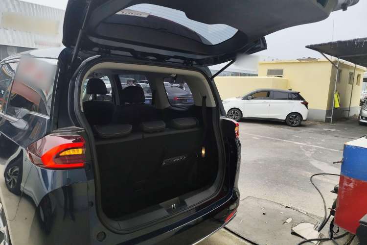 Used GAC Trumpchi M6 2023 PRO 270T DCT Luxury Edition
