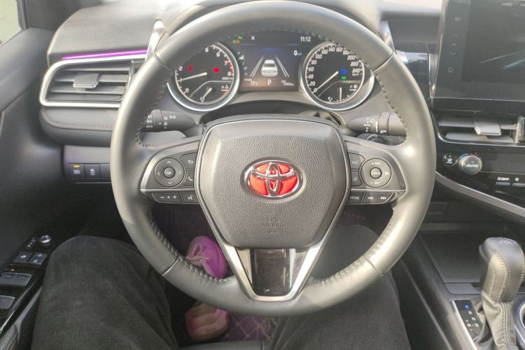 Used Toyota Camry 2023 2.0G Luxury Edition