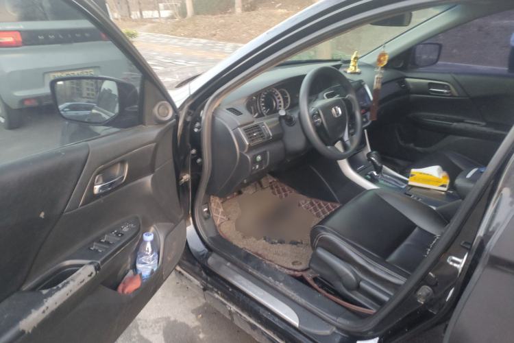 Used Honda Accord 2015 2.0L LX Comfort Edition
