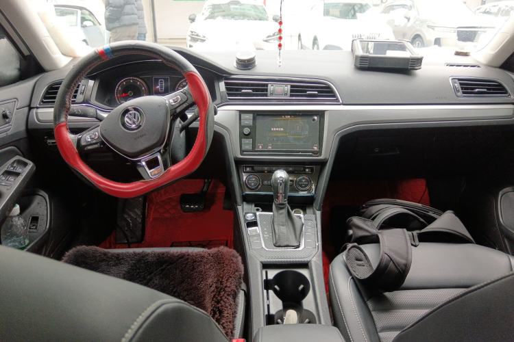 Used Volkswagen Lamando 2019 280TSI DSG Comfort Edition China VI standard
