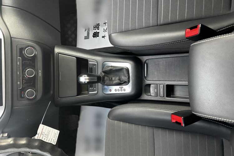 Used Volkswagen Tiguan 2017 300TSI Automatic Two-Wheel Drive Silk Road Luxury Edition