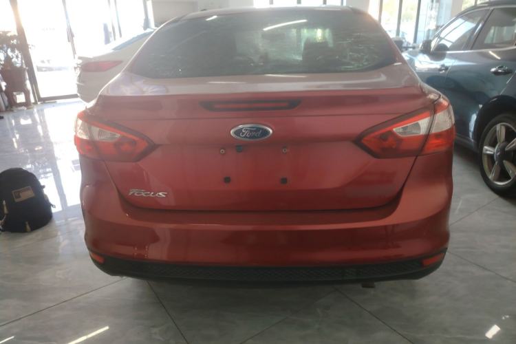 Used Ford Focus 2012 Sedan 1.6L Automatic Comfort Model

