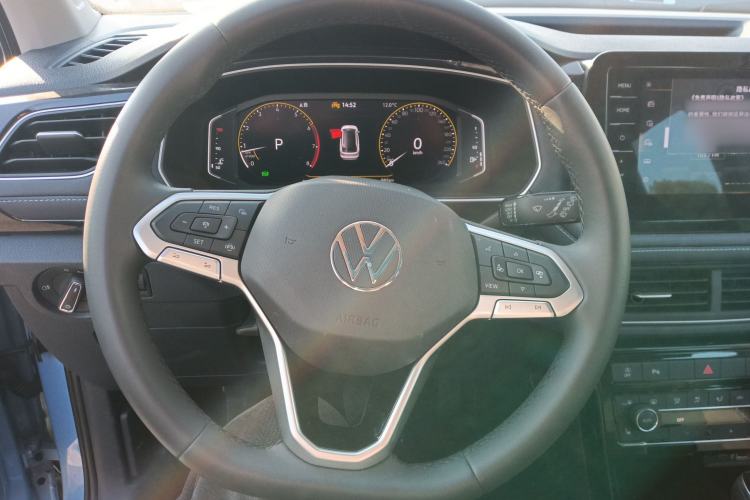 Used Volkswagen Tharu 2025 NewRui 300TSI Prestige Edition