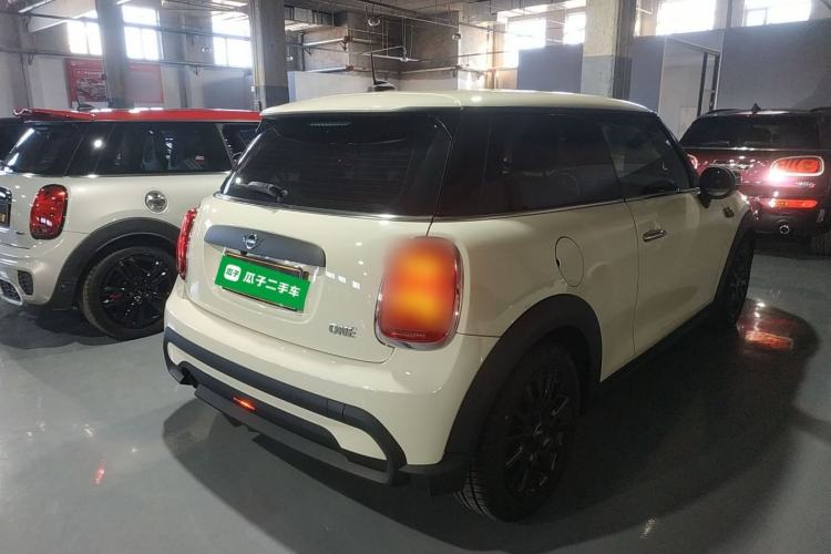 Used  MINI 2023 1.5T ONE

