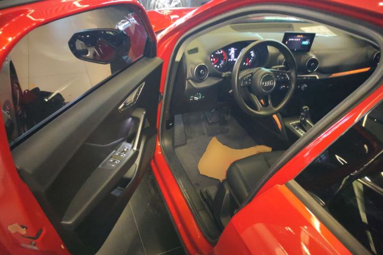 Used Audi Q2L 2018 35 TFSI Launch Exclusive Edition China VI
