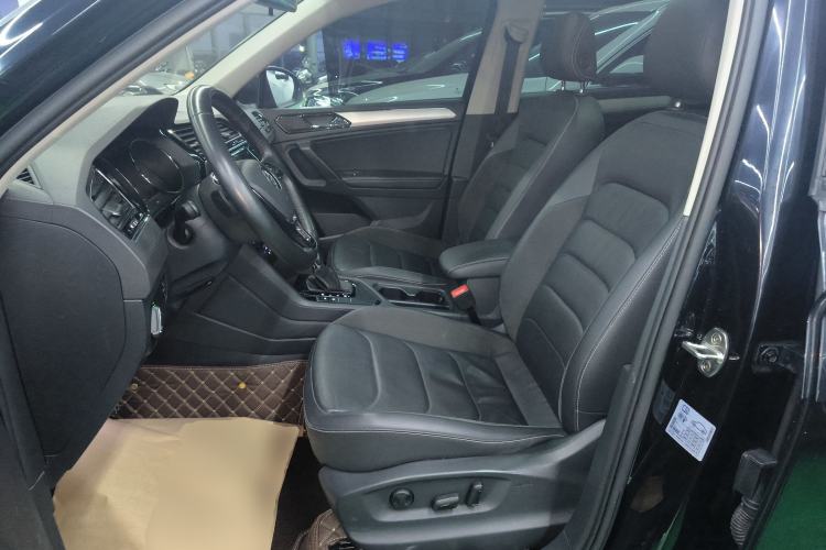 Used Volkswagen Tiguan L 2019 330TSI Automatic Two-Wheel Drive Panoramic Comfort Edition China V Standard
