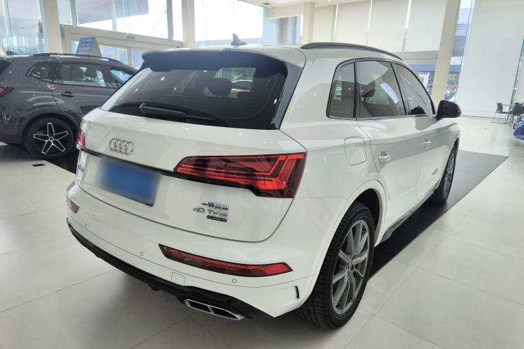 Used Audi Q5L 2022 40T Fashionable and Dynamic Model
