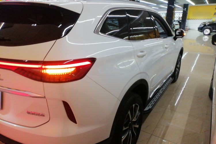 Used Haval H6 2024 1.5T Two-Wheel-Drive Classic Edition
