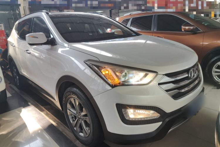 Used Hyundai Santa Fe 2015 2.0T Automatic Two-Wheel Drive Smart Version 5 Seats
