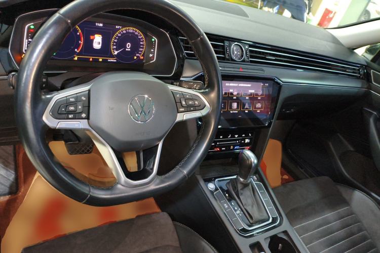 Used Volkswagen Magotan 2020 330TSI DSG Luxury Edition
