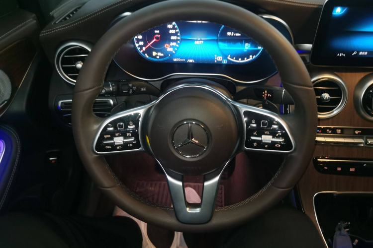 Used Mercedes-Benz GLC 2020 Facelift GLC 300 L 4MATIC Dynamic Edition
