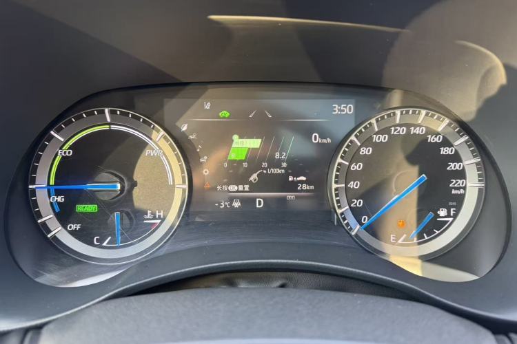 Used Toyota Highlander 2022 Dual-Engine 2.5L Four-Wheel Drive Prestige Version 7 Seats
