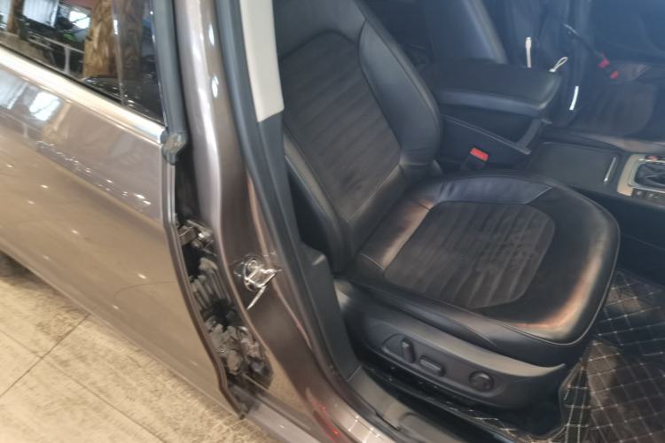 Used Volkswagen Magotan 2015 Revised 1.8TSI Prestige Version
