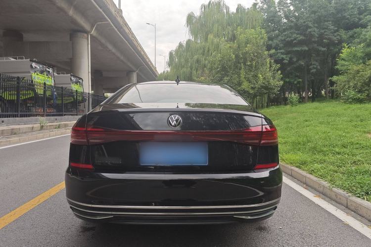 Used Volkswagen Passat 2023 Restyled 330TSI Starry Luxury Edition
