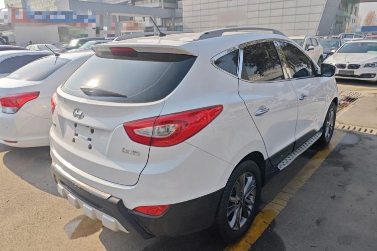 Used Hyundai ix35 2015 2.0L Automatic 2WD Smart Version China V Standard

