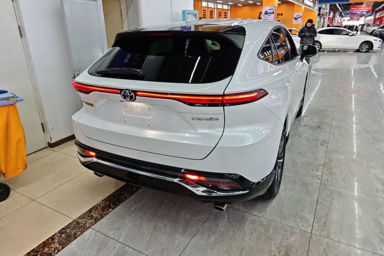 Used Toyota Venza 2023 2.0L CVT Two-Wheel Drive Luxury Edition
