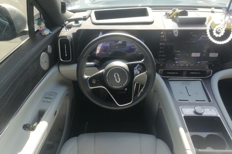 Used Hima AITO M9 2024 Range-Extended Ultra Version 42 kWh 6-Seater Model
