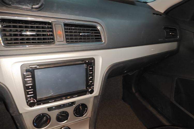 Used Volkswagen Gran Lavida 2014 1.6L Automatic Sport Edition