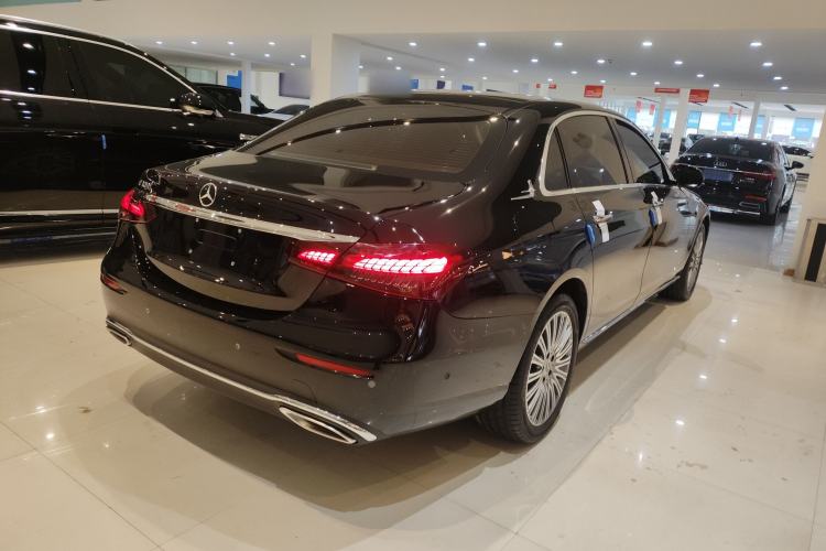 Used Mercedes-Benz E-Class 2023 Updated E 300 L Fashion Edition

