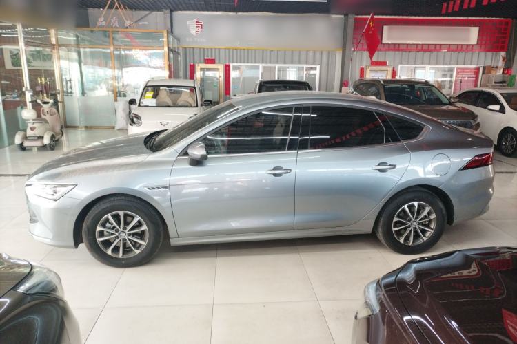 Used BYD Qin PLUS 2023 Champion Edition DM-i 55KM Leading Model
