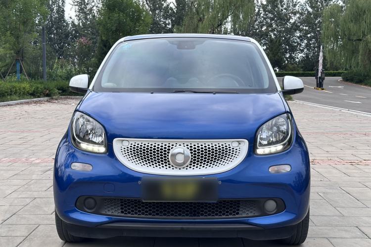 Used  forfour 2016 1.0L 52 kW Passion Edition
