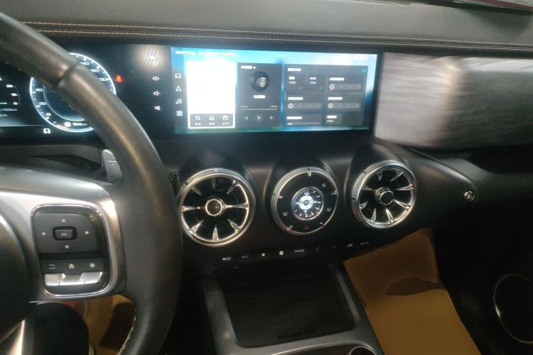 Used Tank 300 2023 City Edition 2.0T—Stylish as Ever