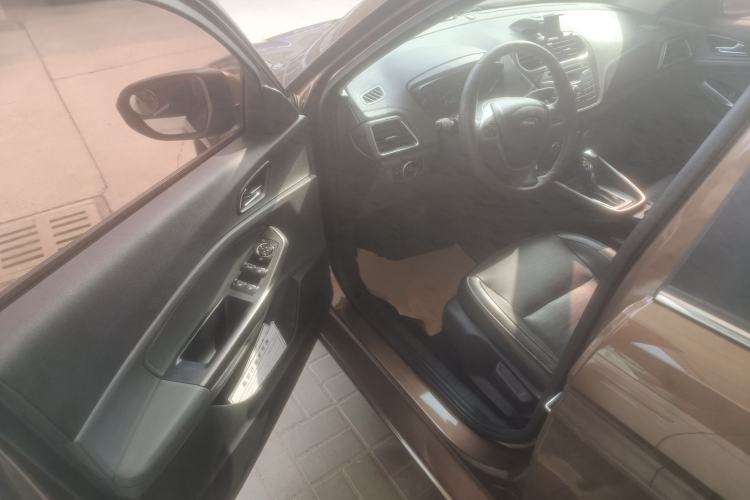 Used Ford Escort 2015 1.5L Automatic Fashion Model