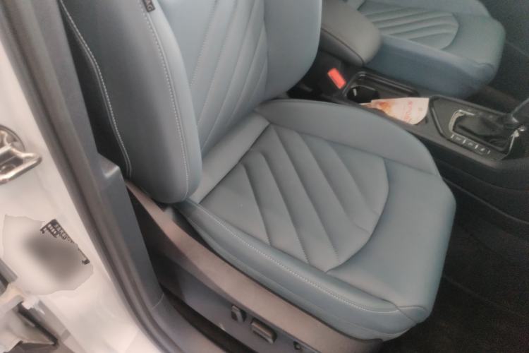 Used Volkswagen Tharu 2024 300TSI Two-Wheel-Drive Moon Luxury Edition
