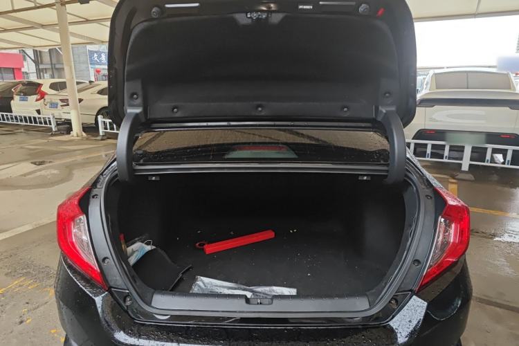 Used Honda Civic 2016 220TURBO CVT Luxury Edition
