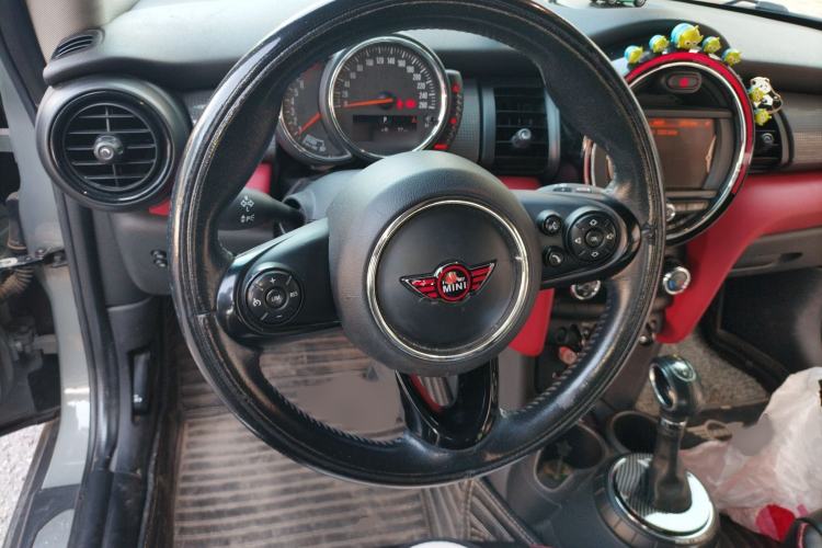 Used  MINI 2014 1.5T COOPER Fun
