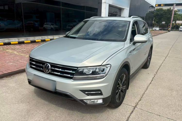 Used Volkswagen Tiguan L 2021 330TSI Automatic Two-Wheel Drive Smart Edition
