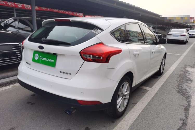 Used Ford Focus 2015 Hatchback 1.6L Automatic Fashion Edition
