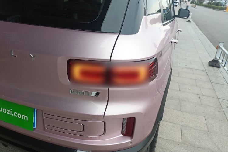 Used Geely Auto icon 2023 1.5TD Chocolate Luxe Edition
