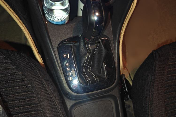 Used Volkswagen Polo 2012 1.6L Cross Polo Automatic Transmission
