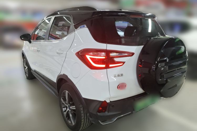 Used BYD Yuan New Energy 2018 EV360 Smart Connected Cool Model
