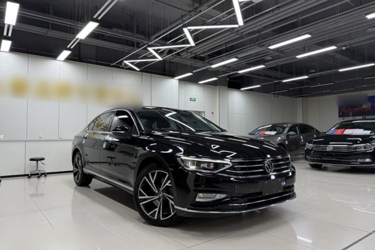 Used Volkswagen Magotan 2020 330TSI DSG Luxury Edition
