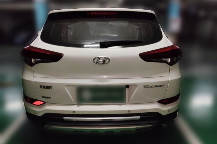 Used Hyundai Tucson 2015 1.6T Dual-Clutch Two-Wheel-Drive Leading Model
