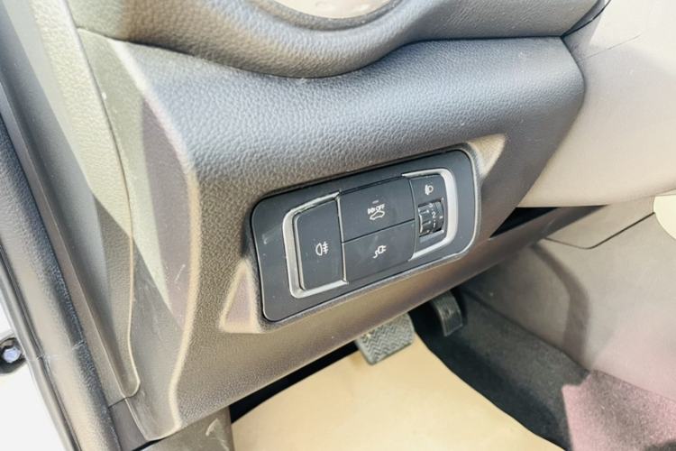 Used BYD Yuan New Energy 2019 EV360 Smart Connect Elite Model
