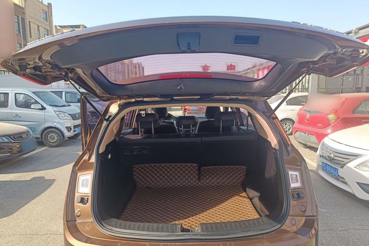 Used Baojun 560 2016 1.8L iAMT Luxury Model
