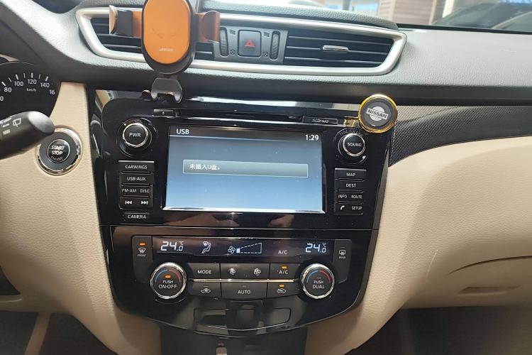 Used Nissan X-Trail 2014 2.5L CVT Luxury Edition 4WD
