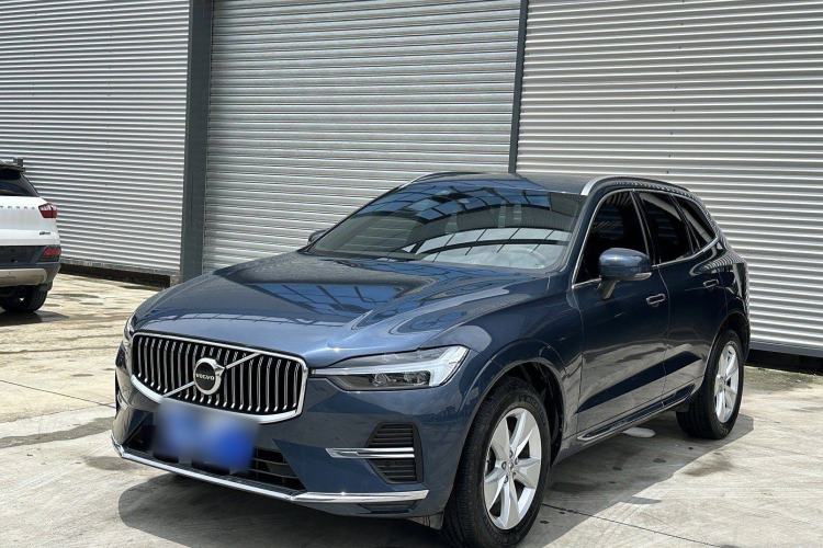 Used Volvo XC60 2022 B5 4x4 Zhiyi Luxury Edition
