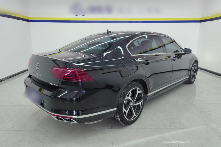 Used Volkswagen Magotan 2023 2 Million Units Commemorative Edition 330TSI DSG Luxury Version
