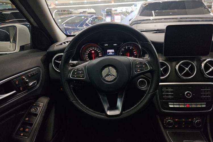 Used Mercedes-Benz GLA 2018 GLA 200 Sport Edition
