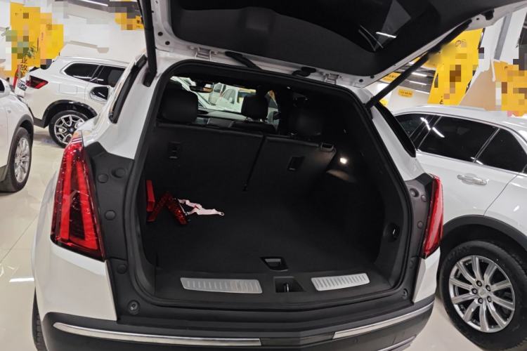 Used Cadillac XT5 2022 2.0T Two-Wheel Drive Luxury Version
